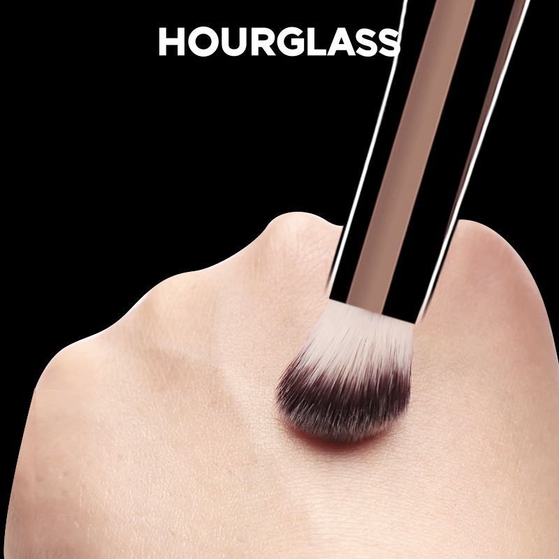 Hourglass Makeup Brush- No.19  - Beauty Queen Makeup recension och pris