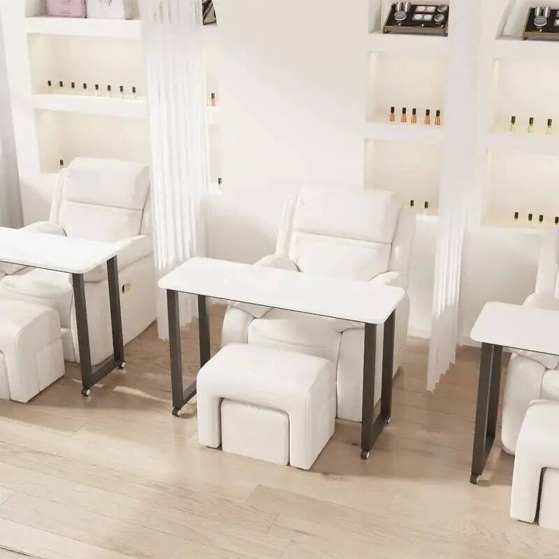 Trendy Designer Nail Tables Pe - Makeup Beauty Lounge recension och pris